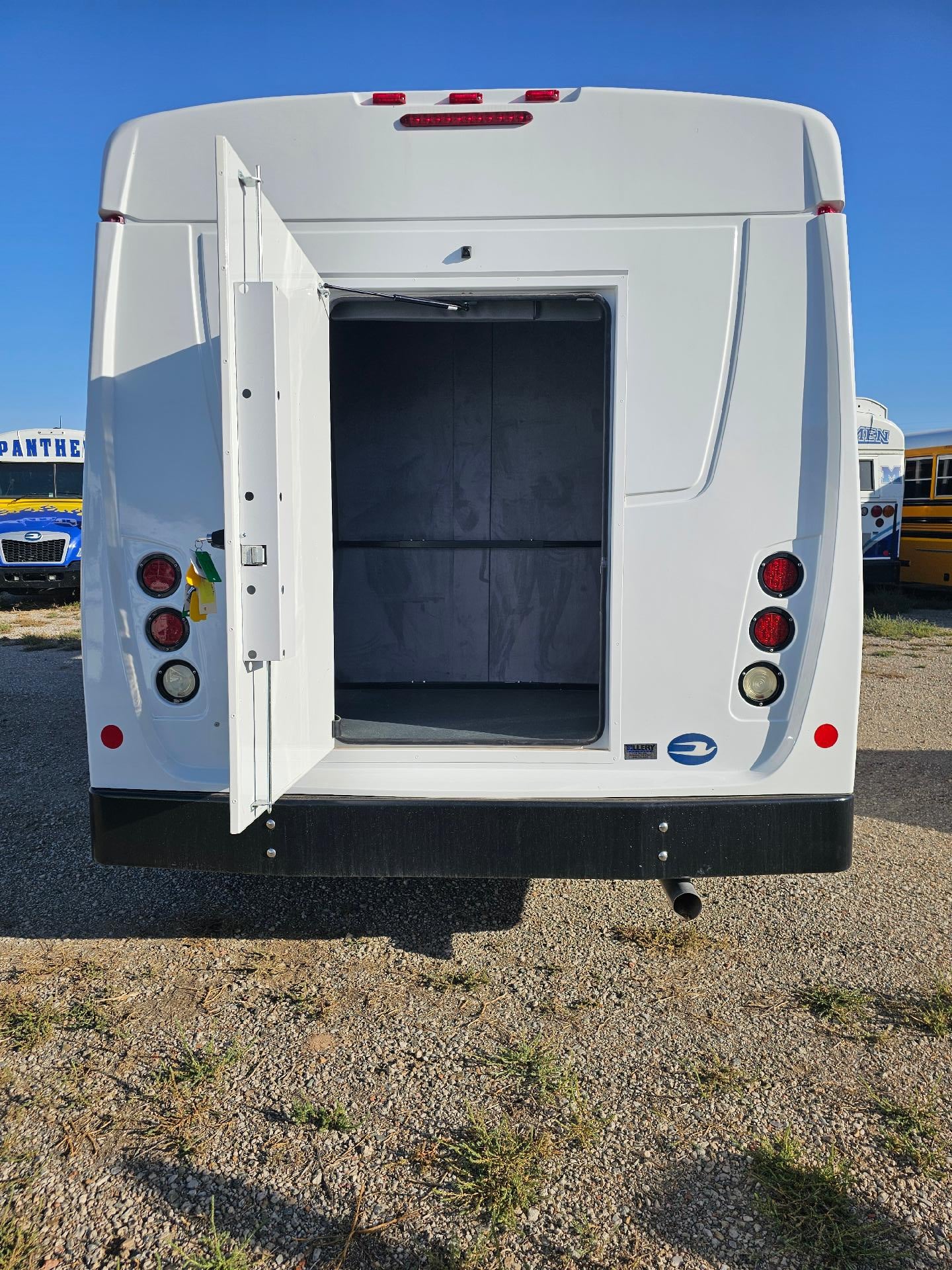 2024 Ford E-Series Cutaway 14 Passenger