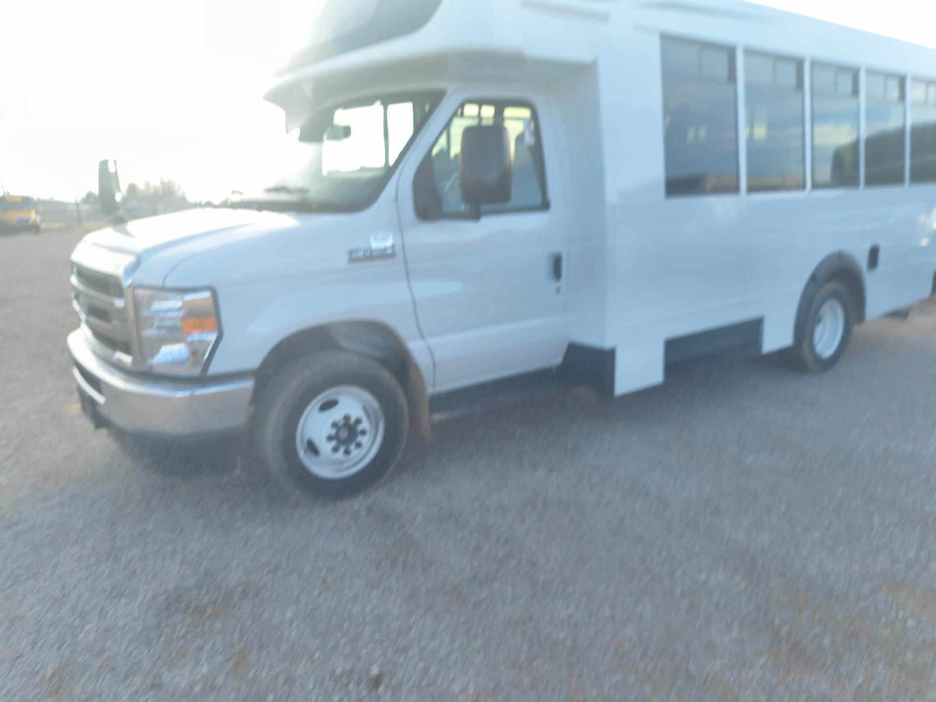 2026 Ford E-Series Cutaway E-450 DRW 158" WB