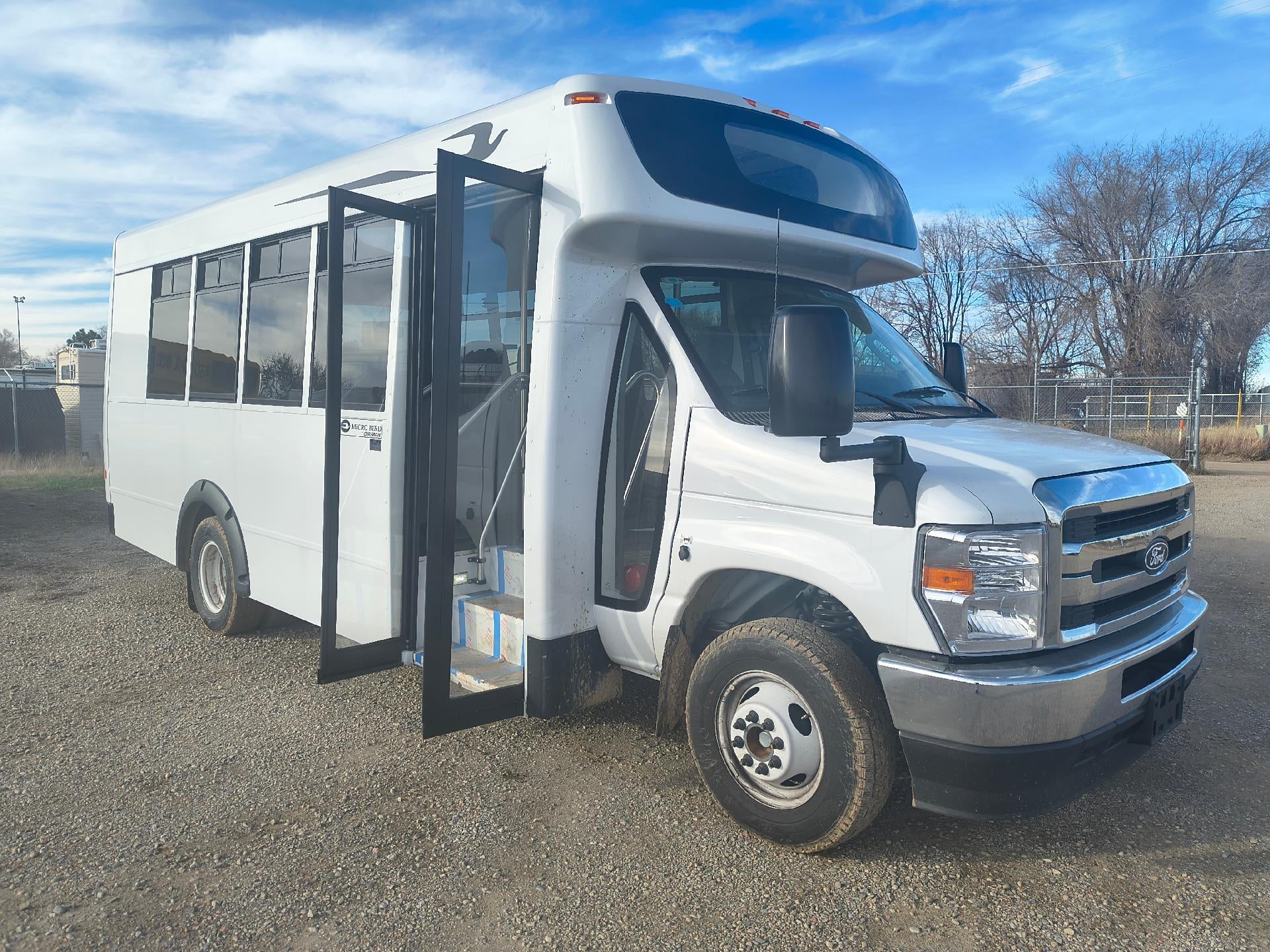 2026 Ford E-Series Cutaway E-450 DRW 158" WB